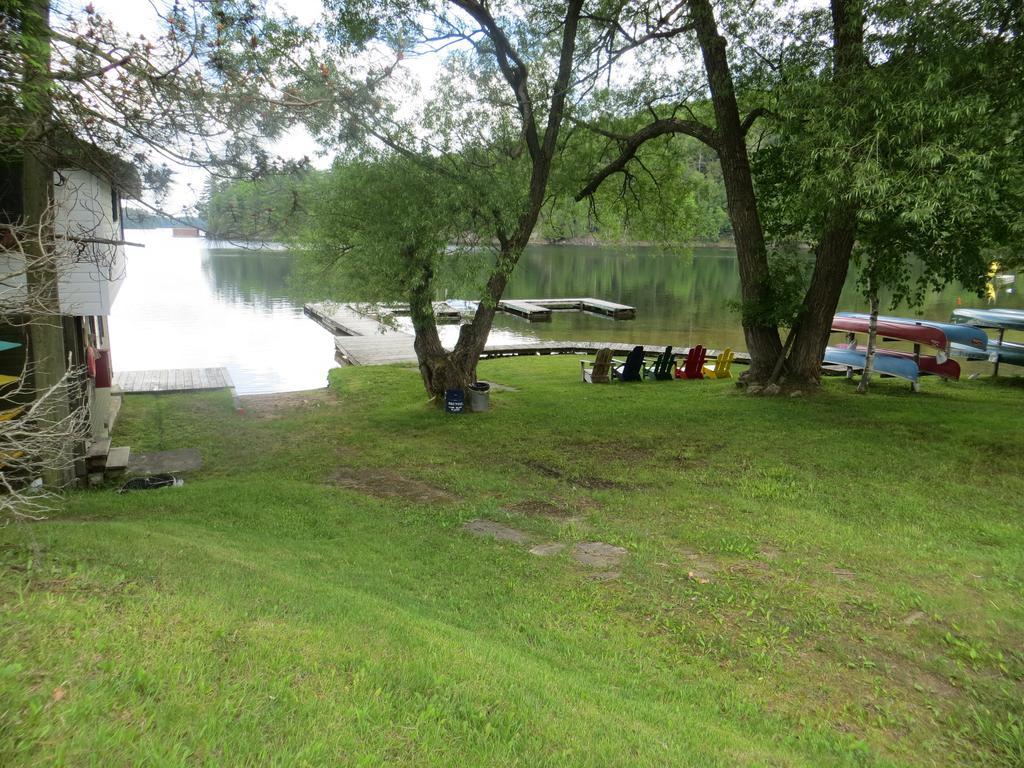 Bondi Village Cottage Resort Lake of Bays ภายนอก รูปภาพ