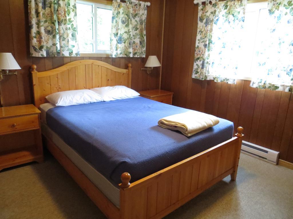 Bondi Village Cottage Resort Lake of Bays ภายนอก รูปภาพ